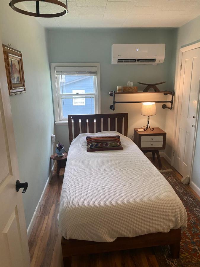 Apartamento Boho-Chic Travel Pad - Unit 2 Bloomington Exterior foto